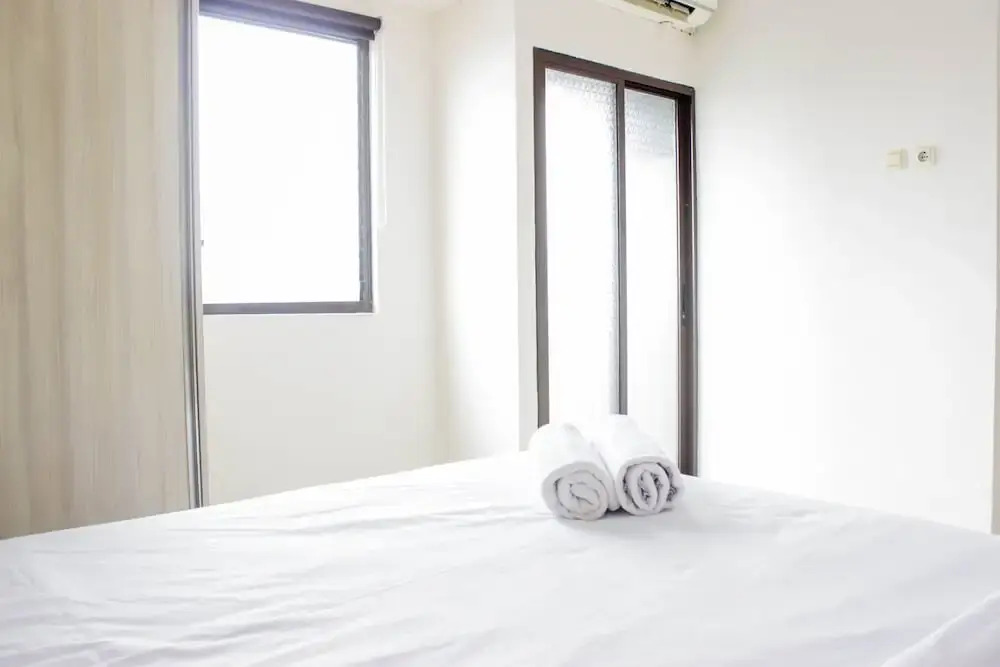 Бандунг: Spacious & Deluxe 2BR Gateway Ahmad Yani Cicadas Apartment