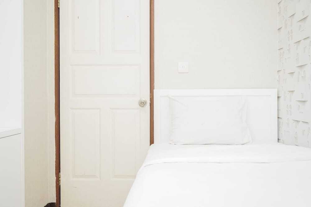 Джакарта: Comfy 2BR High Floor Apartment at Mediterania Palace Residences