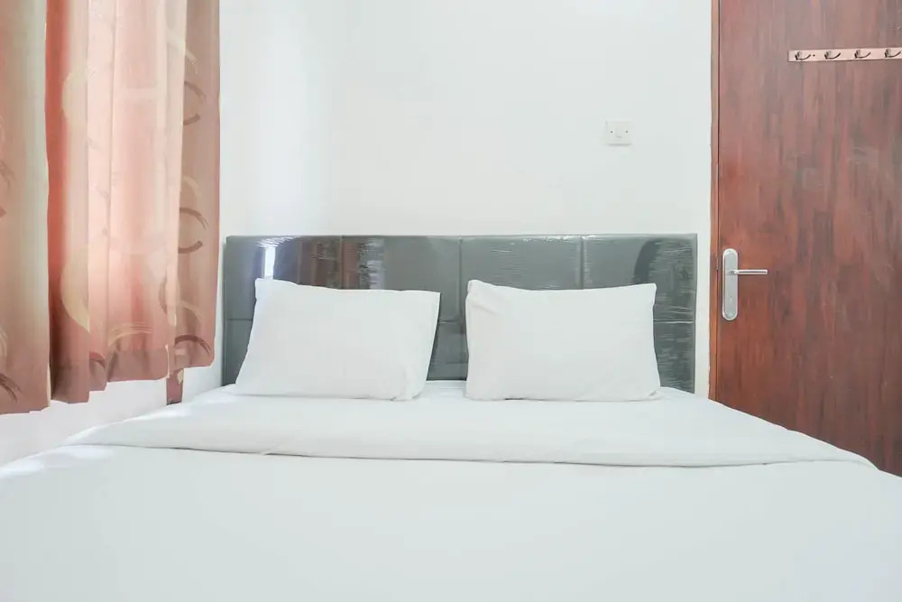 Джакарта: Nice and Homey 2BR City Park Apartment