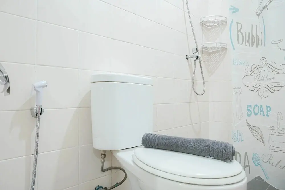 Джакарта: Nice and Homey 2BR City Park Apartment