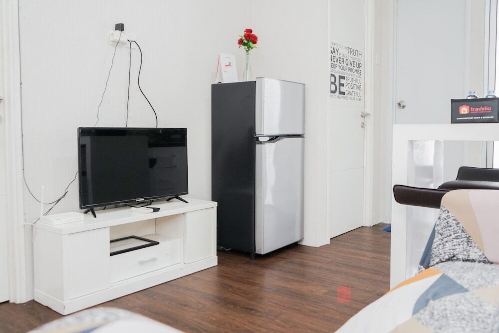 Джакарта: Gorgeous 2BR at Bassura City Apartment