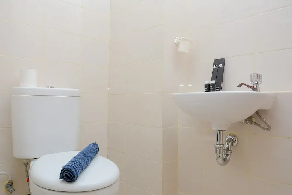 Бекаси: Alluring Studio at Lagoon Apartment near Bekasi Town Square