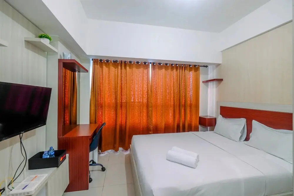 Бекаси: Cozy and New Studio Apartment at Springlake Summarecon Bekasi