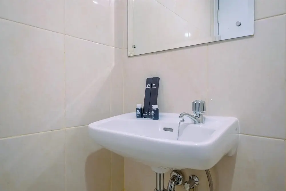 Бекаси: Cozy and New Studio Apartment at Springlake Summarecon Bekasi