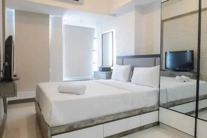 Сурабая: Modern Luxurious Studio Room at Anderson Supermall Mansion Apartment