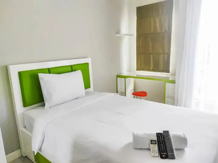 Макассар: Elegant and Comfy Studio at Vida View Apartment