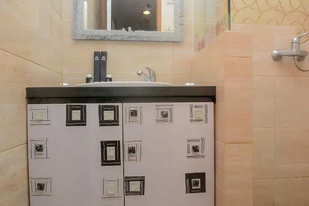 Джакарта: New and Spacious 2BR at Maple Park Apartment