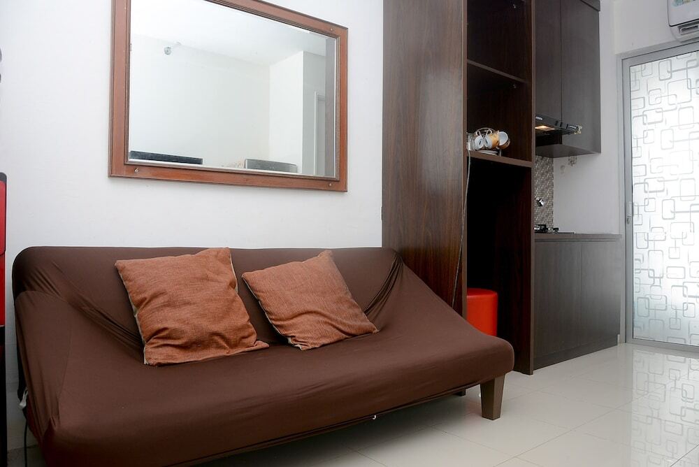 Джакарта: Comfy and Simply 2BR at Bassura City Apartment near Mall