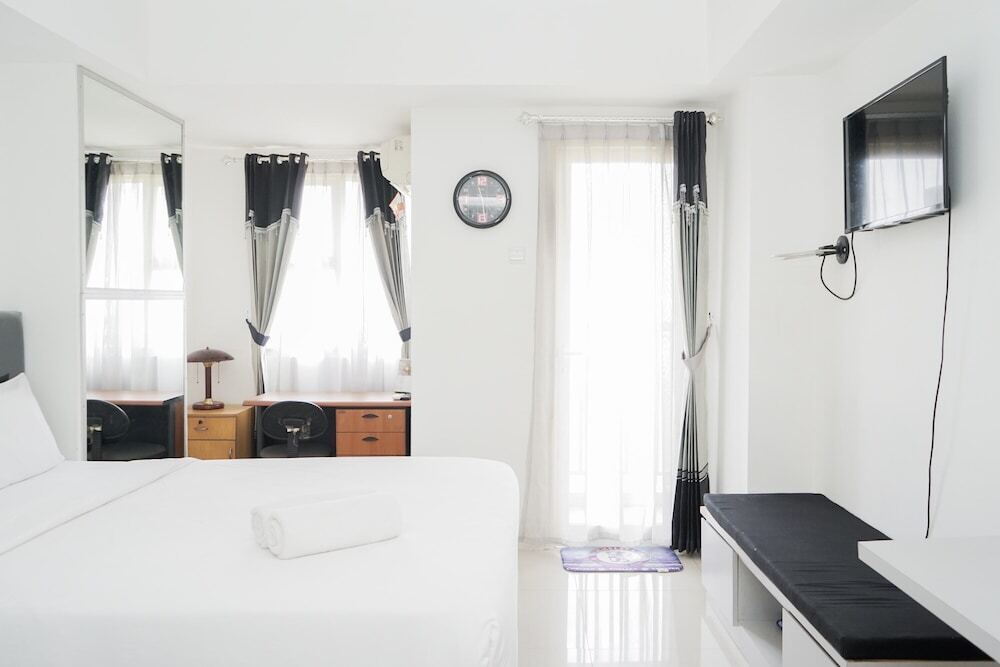 Южный Тангеранг: Clean and Neat Studio at Baileys Apartment