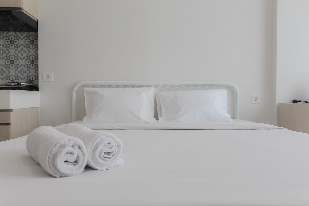 Южный Тангеранг: Good Choice Studio Tree Park BSD Apartment