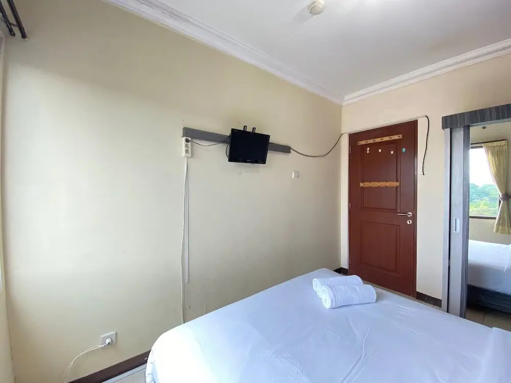 Бандунг: Homey 2BR Apartment at Grand Setiabudi Bandung