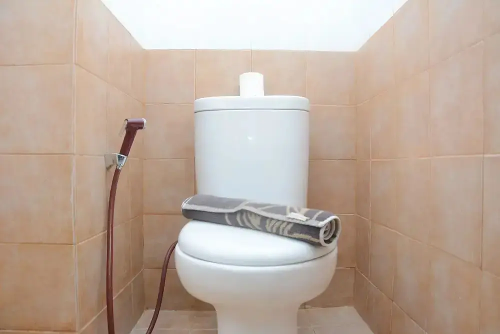 Джакарта: Cozy 2BR Green Pramuka with Great City View Apartment