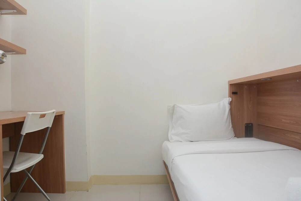 Джакарта: Cozy 2BR Apartment at Green Pramuka City near Mall