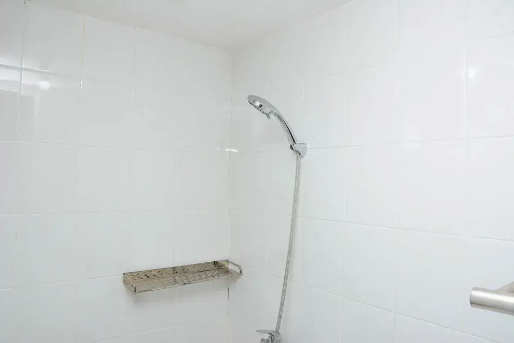Джакарта: Cozy Stay 2BR Bassura City Apartment near Mall