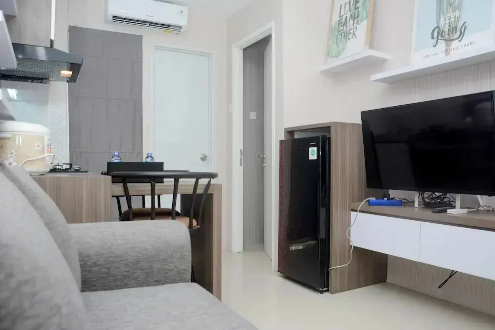 Джакарта: Cozy Stay 2BR Bassura City Apartment near Mall