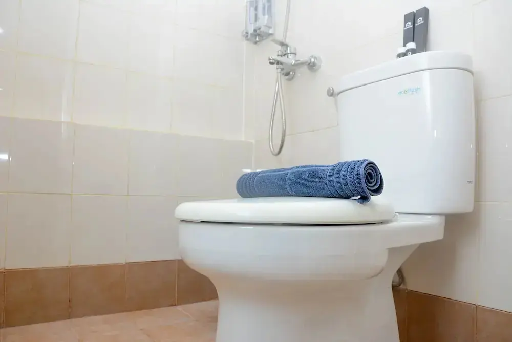 Джакарта: Gorgeous and Cozy 2BR at Bassura City Apartment