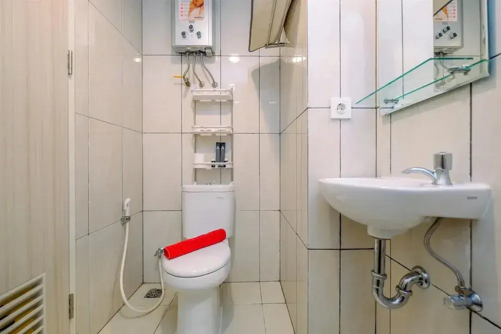 Бекаси: Comfy and Simply Studio Room at Grand Kamala Lagoon Apartment