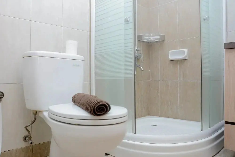 Джакарта: Comfort and Minimalist Studio Puri Kemayoran Apartment