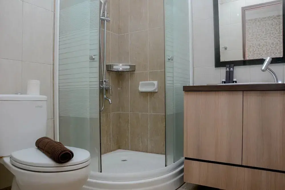 Джакарта: Comfort and Minimalist Studio Puri Kemayoran Apartment