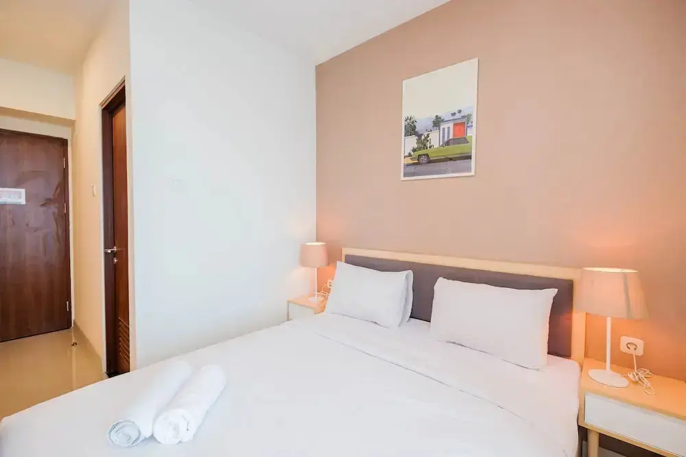 Бекаси: Spacious Studio at Grand Kamala Lagoon Apartment