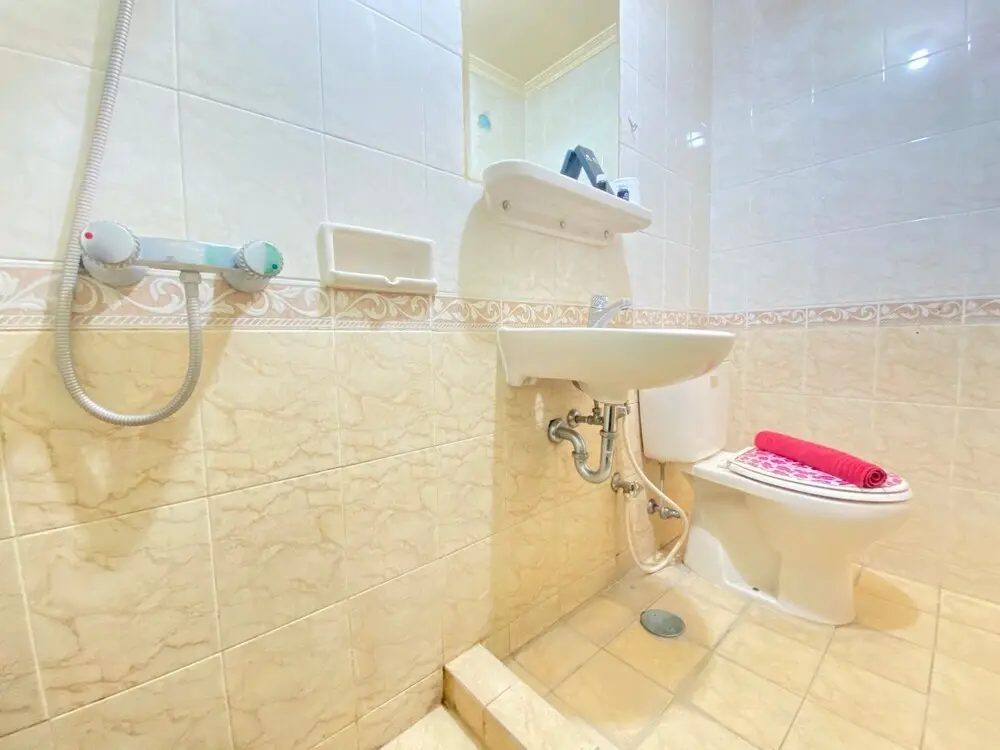 Бандунг: Simply 2BR at Majesty Apartment