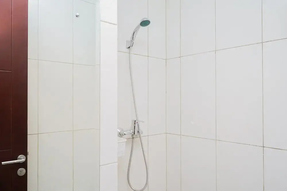 Legok: Nice and Fresh 1BR at Asatti Apartment