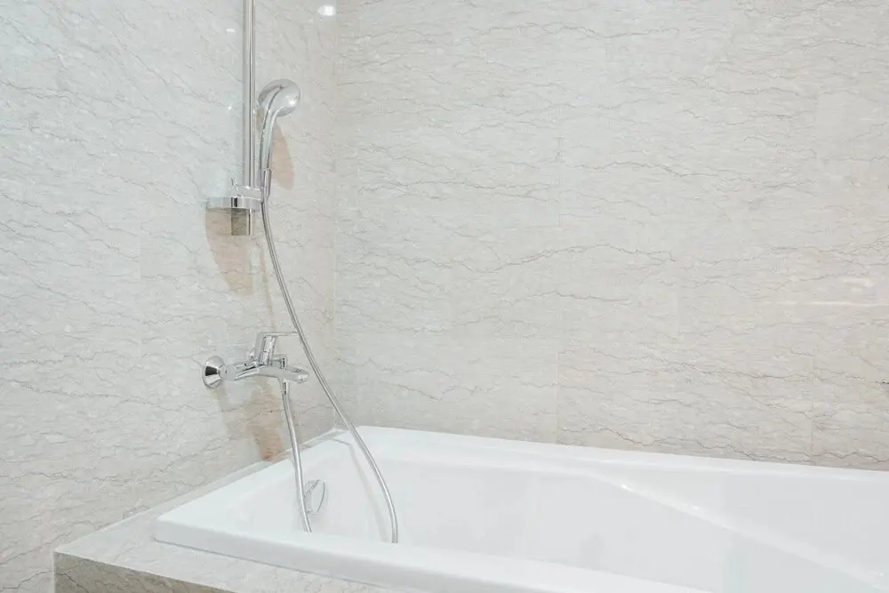 Джакарта: Strategic 2BR Private Lift at Menteng Park Apartment