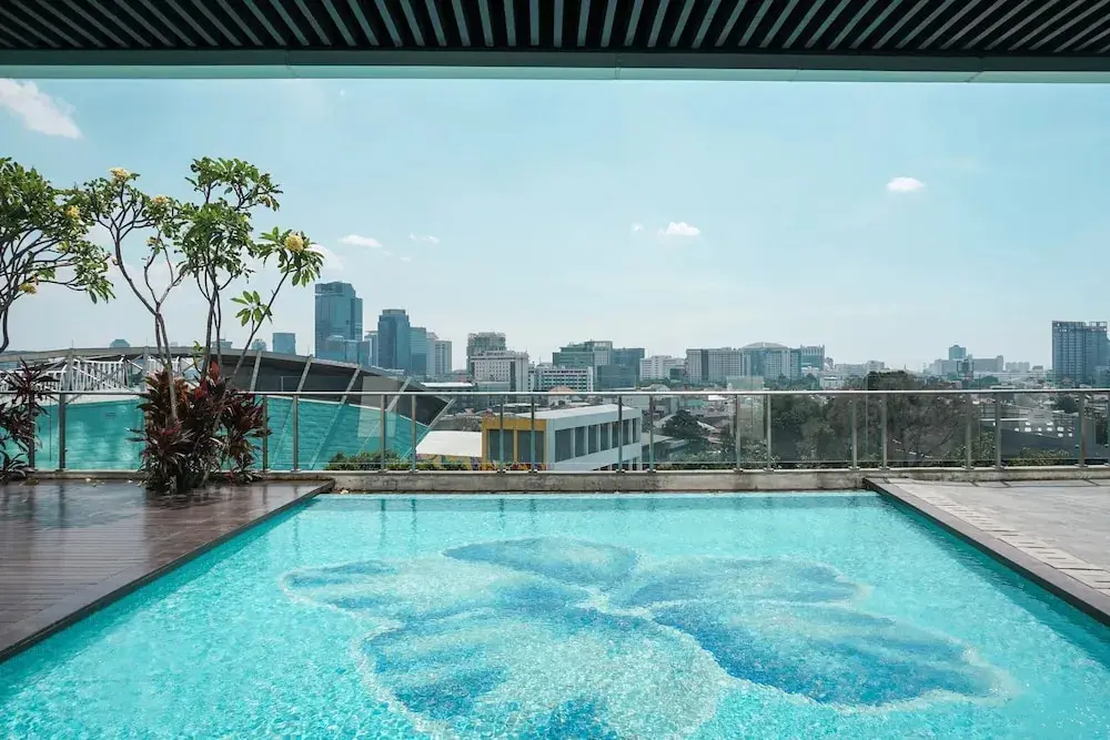 Джакарта: Strategic 2BR Private Lift at Menteng Park Apartment