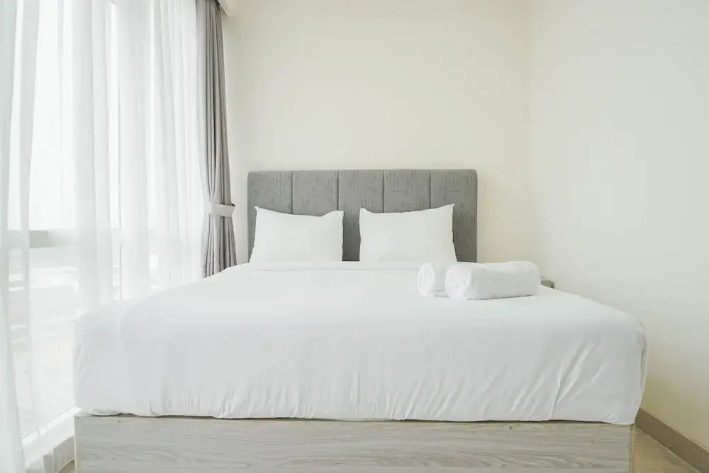 Джакарта: Strategic 2BR Private Lift at Menteng Park Apartment