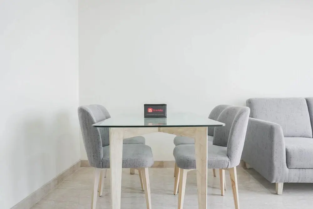 Джакарта: Strategic 2BR Private Lift at Menteng Park Apartment
