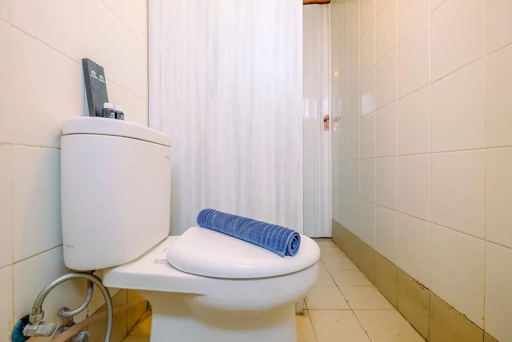 Джакарта: Modern 2BR at Bassura City Apartment