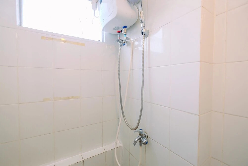 Джакарта: Modern 2BR at Bassura City Apartment
