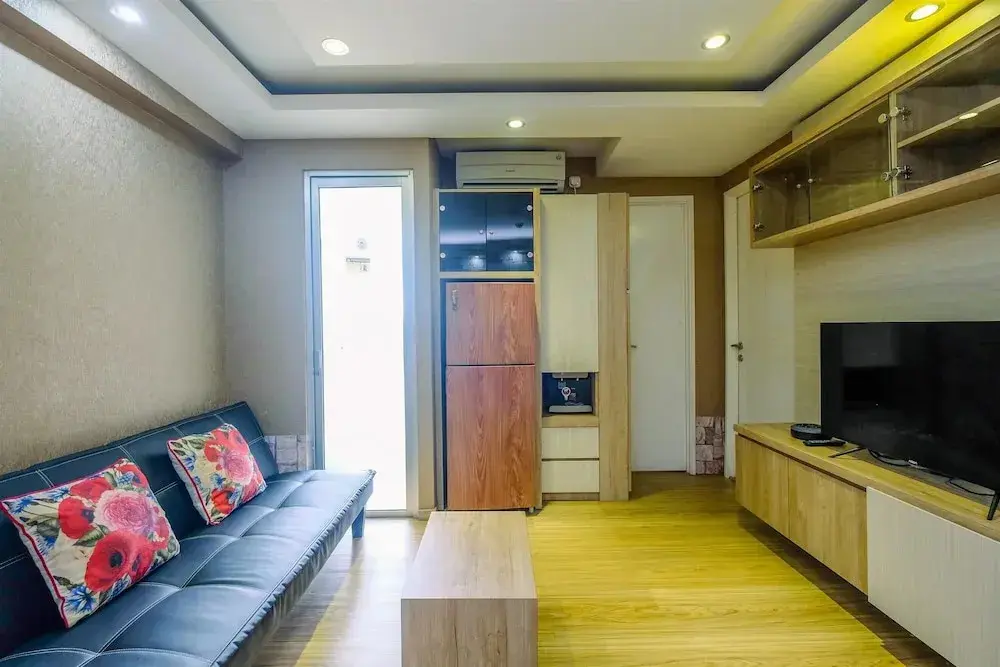 Джакарта: Modern 2BR at Bassura City Apartment