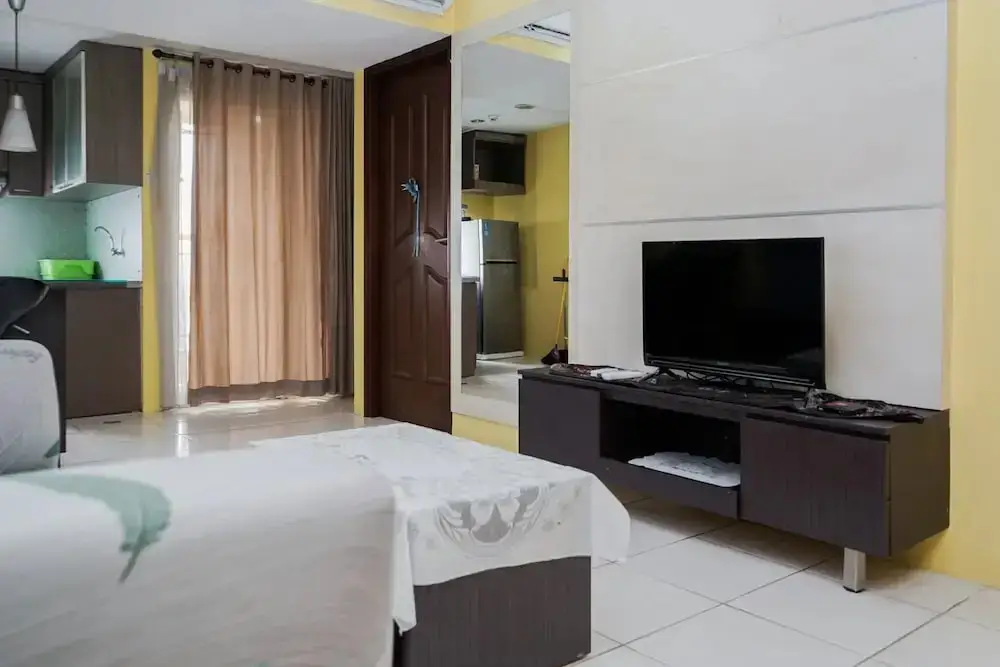 Тангеранг: Spacey 2BR Apartment at Great Western Resort