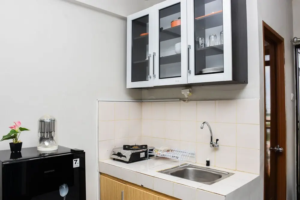 Бекаси: Homey and Modern 2BR at Lagoon Apartment near Shopping Center
