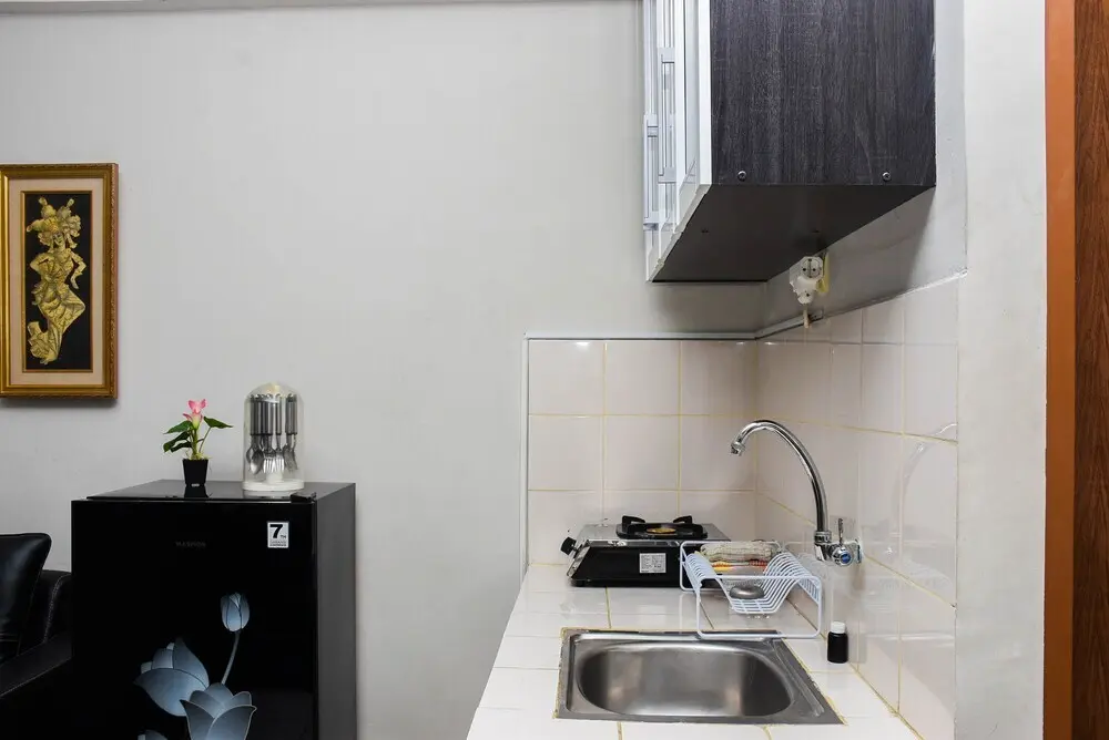 Бекаси: Homey and Modern 2BR at Lagoon Apartment near Shopping Center