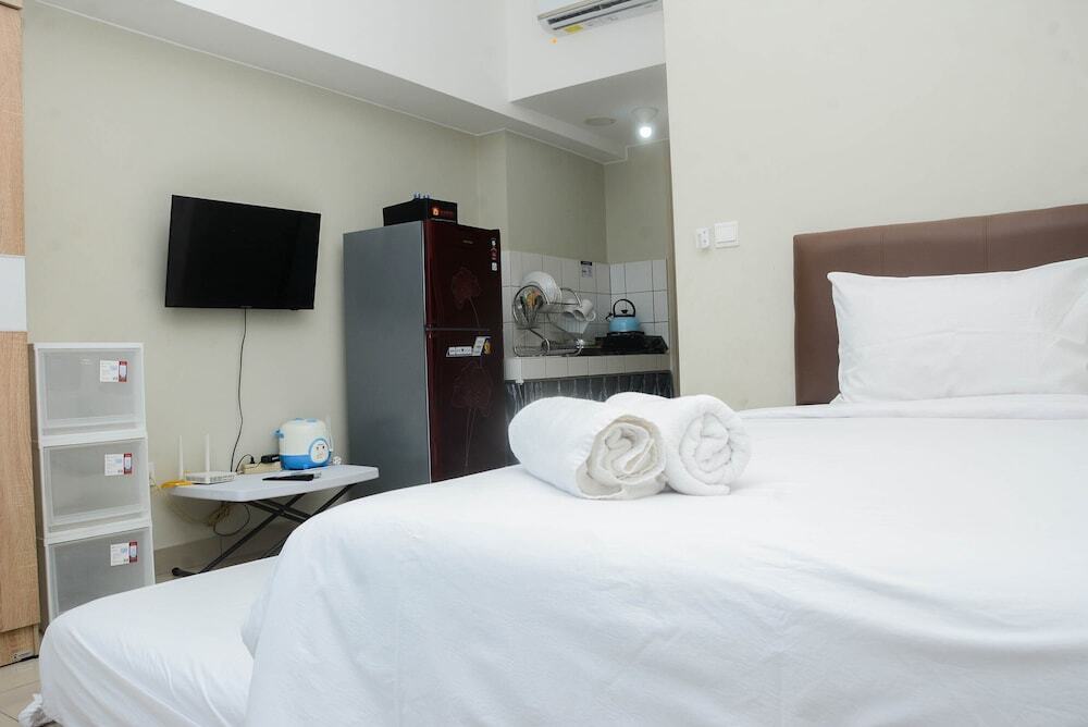 Бекаси: Cozy Stay Studio at Springlake Summarecon Apartment