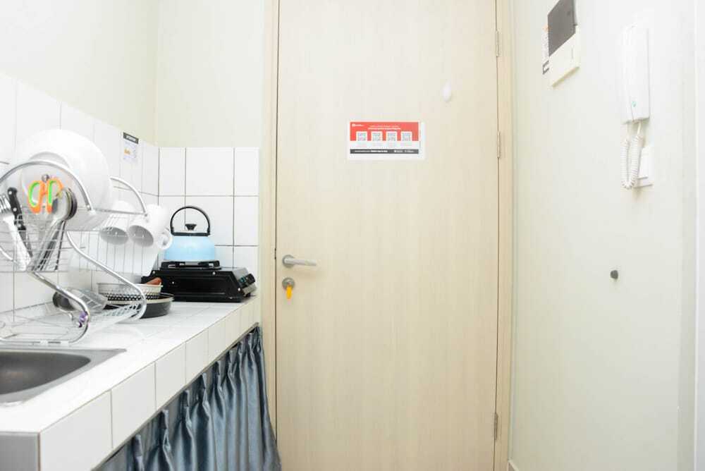 Бекаси: Cozy Stay Studio at Springlake Summarecon Apartment