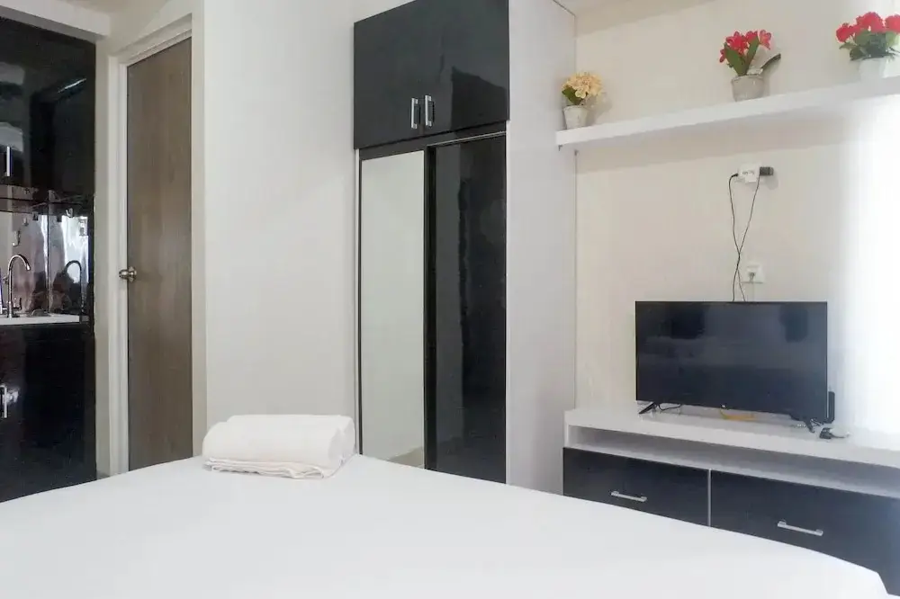 Сурабая: Best View Studio Apartment at Taman Melati