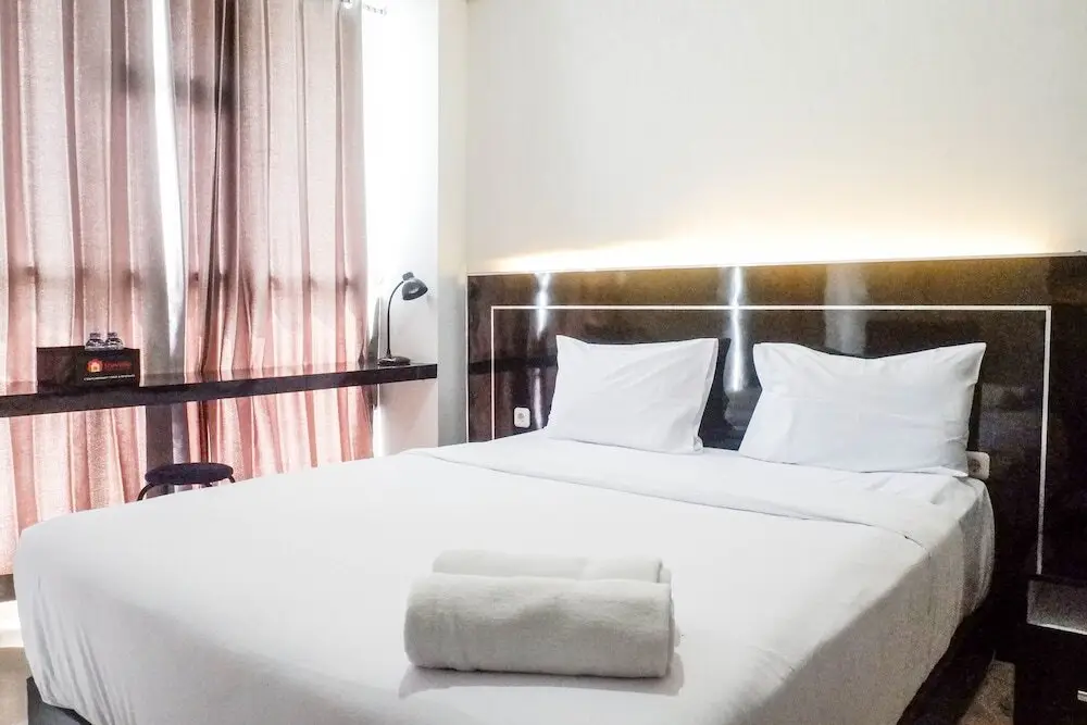 Сурабая: Best View Studio Apartment at Taman Melati