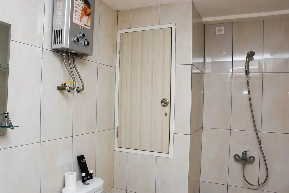 Бекаси: Comfortable Studio Room Apartment at Grand Kamala Lagoon