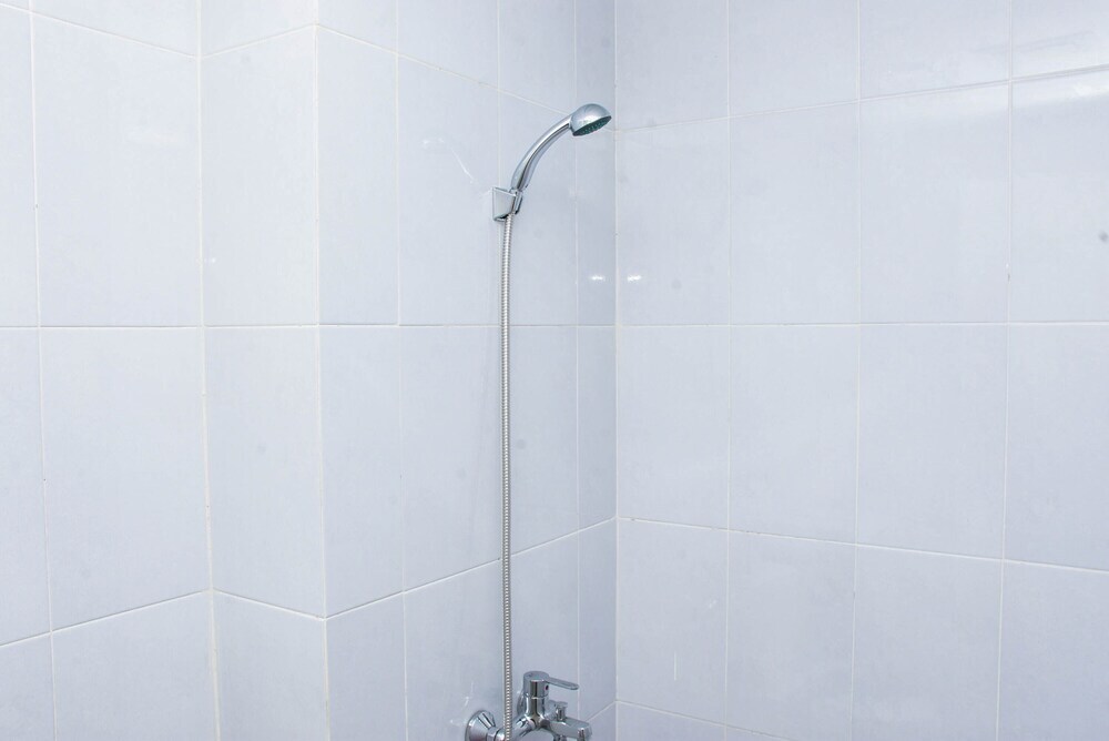 Бекаси: Comfort Studio at Patraland Urbano near Bekasi Station Apartment