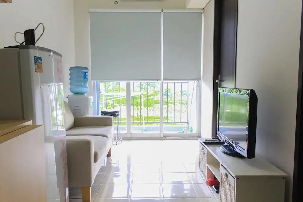 Южный Тангеранг: Comfy and Best View 2BR at Serpong Greenview Apartment