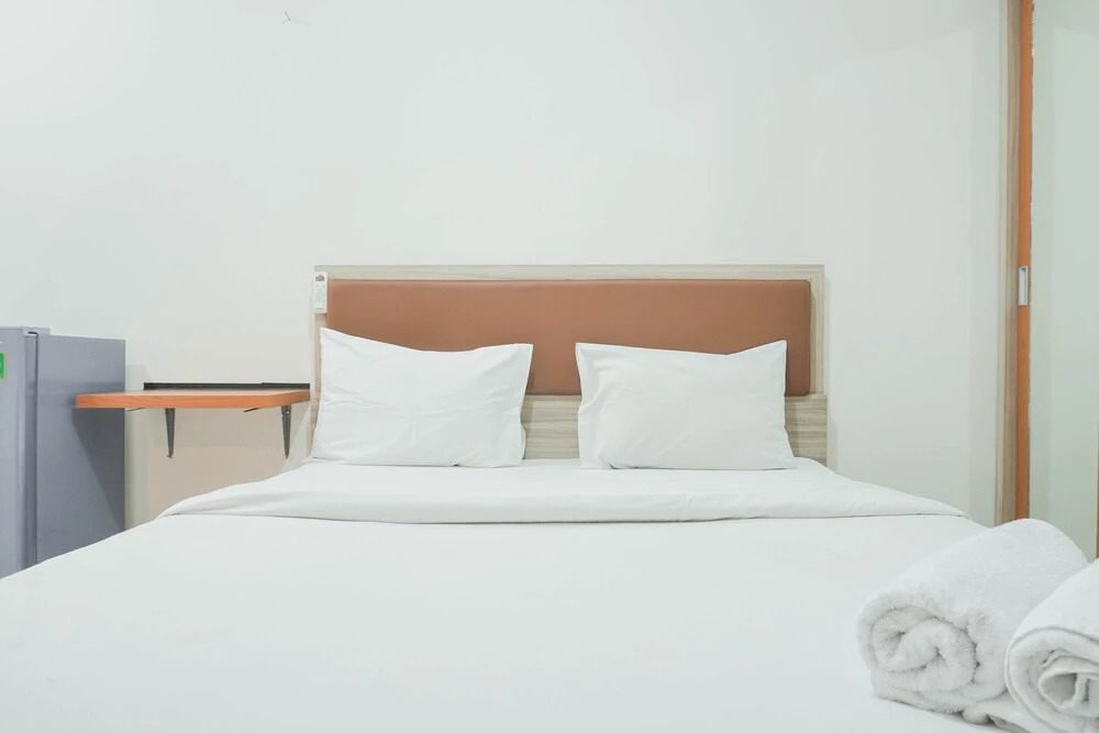 Джакарта: New and Fresh Studio Apartment at Sentraland Cengkareng