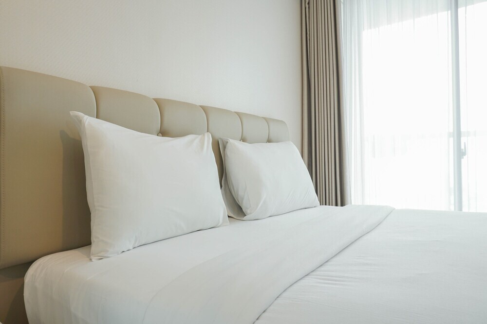 Джакарта: Luxury and Cozy Studio at Gold Coast Apartment