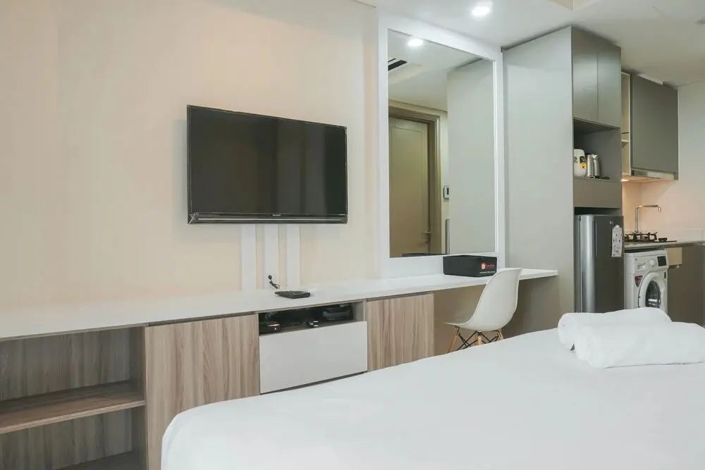 Джакарта: Luxury and Cozy Studio at Gold Coast Apartment