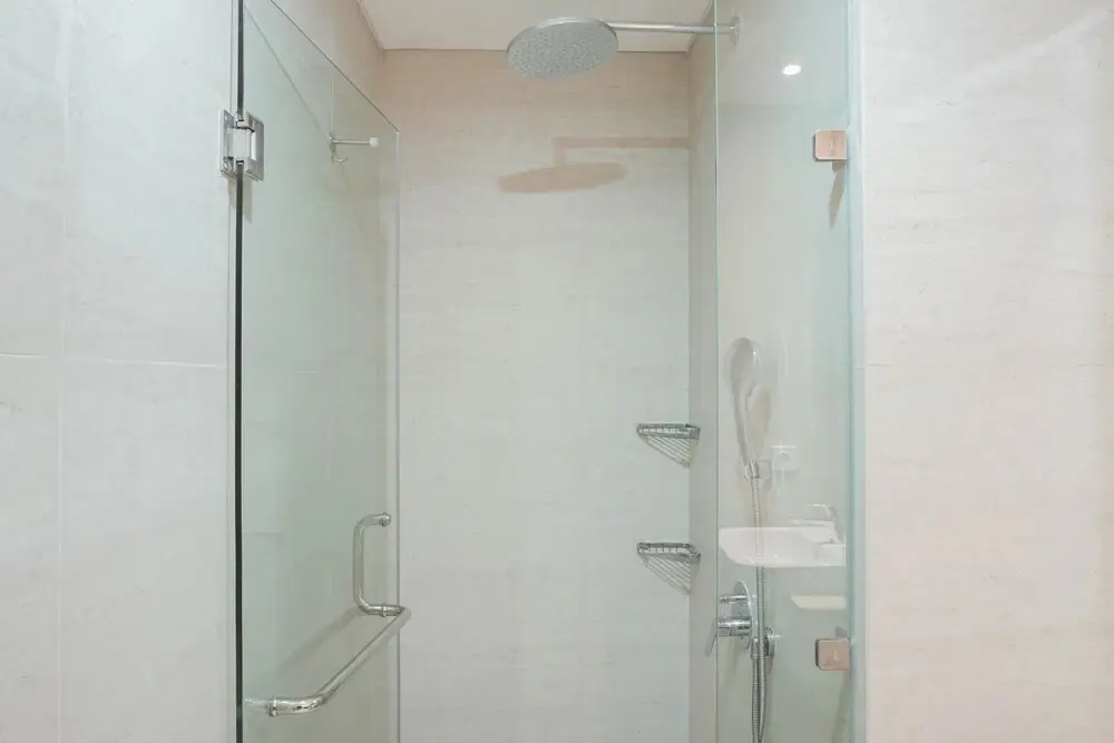 Джакарта: Luxury and Cozy Studio at Gold Coast Apartment