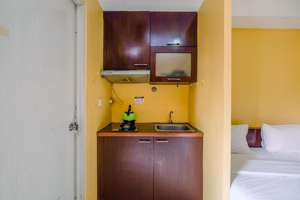 Чикаранг: Cozy And Homey Studio Apartment At Metropark Condominium Jababeka