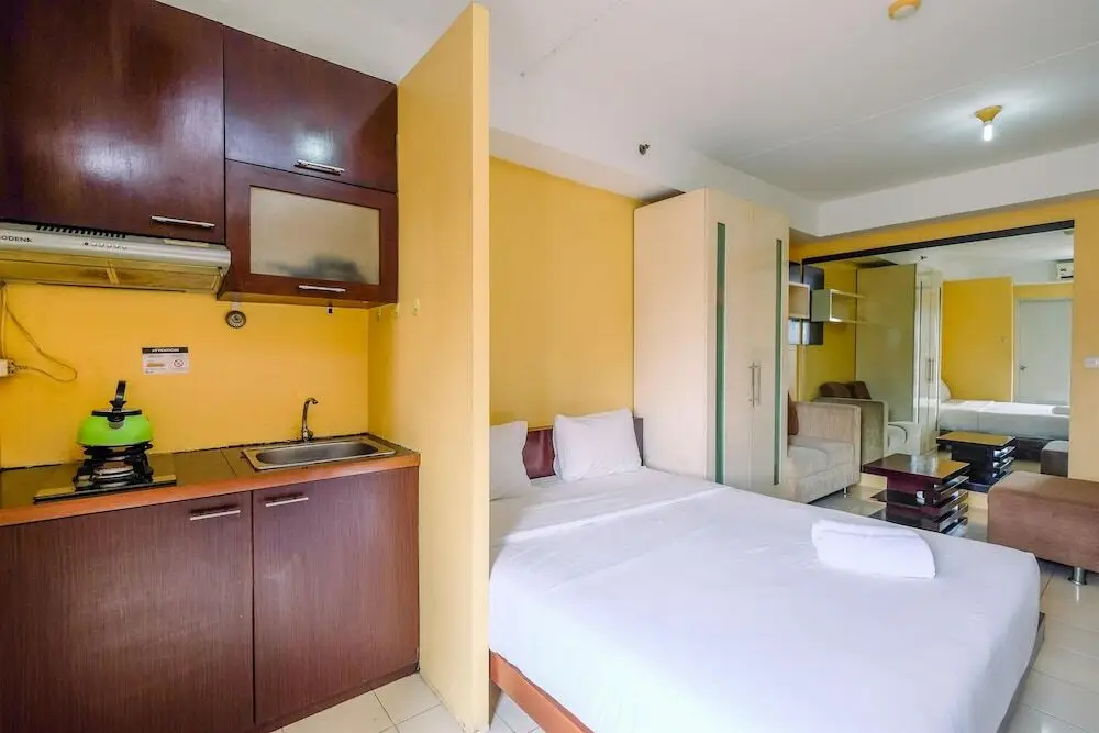 Чикаранг: Cozy And Homey Studio Apartment At Metropark Condominium Jababeka