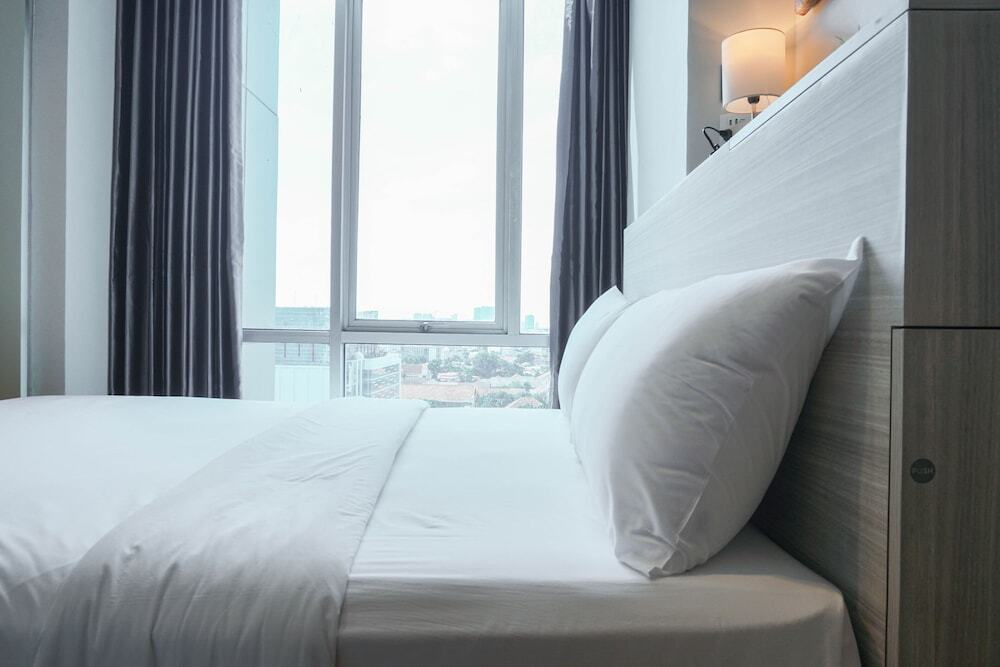 Джакарта: Great Choice Deluxe Studio Apartment At Capitol Park Residence